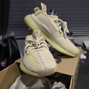 Adidas Yeezy Boost 350 V2 Sneakers